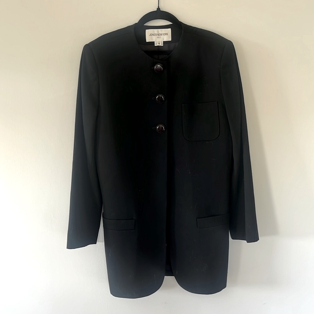 Jones Ny 3 Button Long Suit Jacket - 6